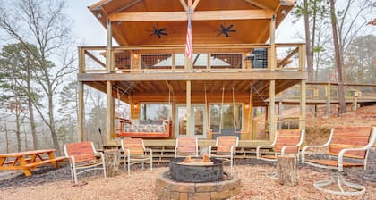 Cabin on Beaver Lake w/ Views & Furnished Deck!