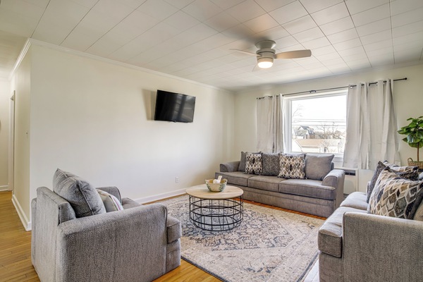 Cambridge Vacation Rental | 1BR | 1BA | 700 Sq Ft | Stairs Required