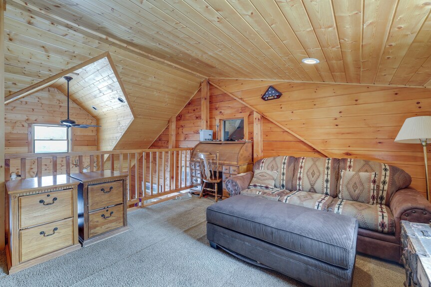 2 Mi To Skiing: Casper Cabin W/ Mtn Views! - Casper, WY
