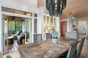 Dining - Hillside Terrace | Serene Mountain Retreat With Breathtaking Mountain Views (Highlands)