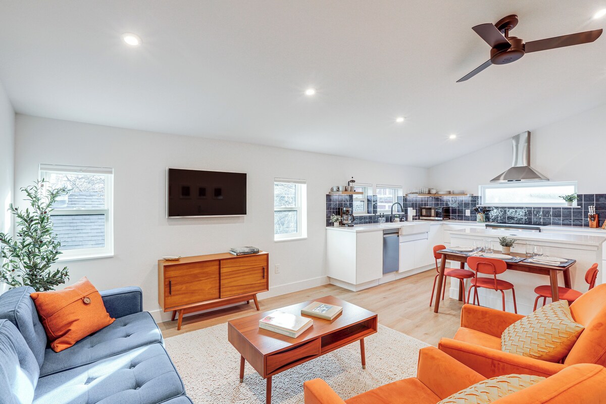 < 1 Block to City Park: New-Build Apt in Denver!