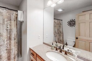 مجففات شعر، مناشف