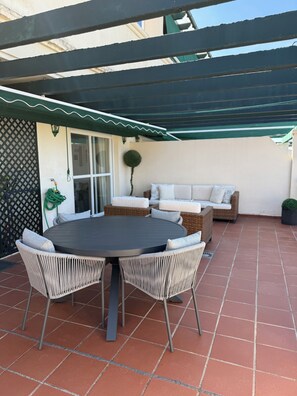 Outdoor dining - LORCRIMAR-PUERTO BANUS-MARBELLA (Unknown)