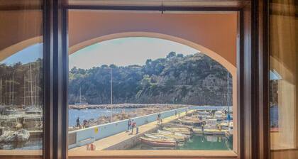 Casa del porticciolo di Capraia