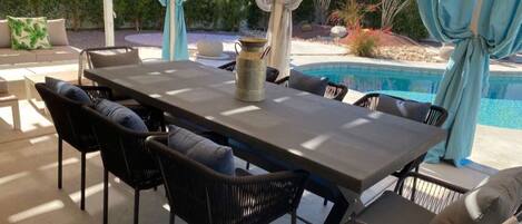 Outdoor dining