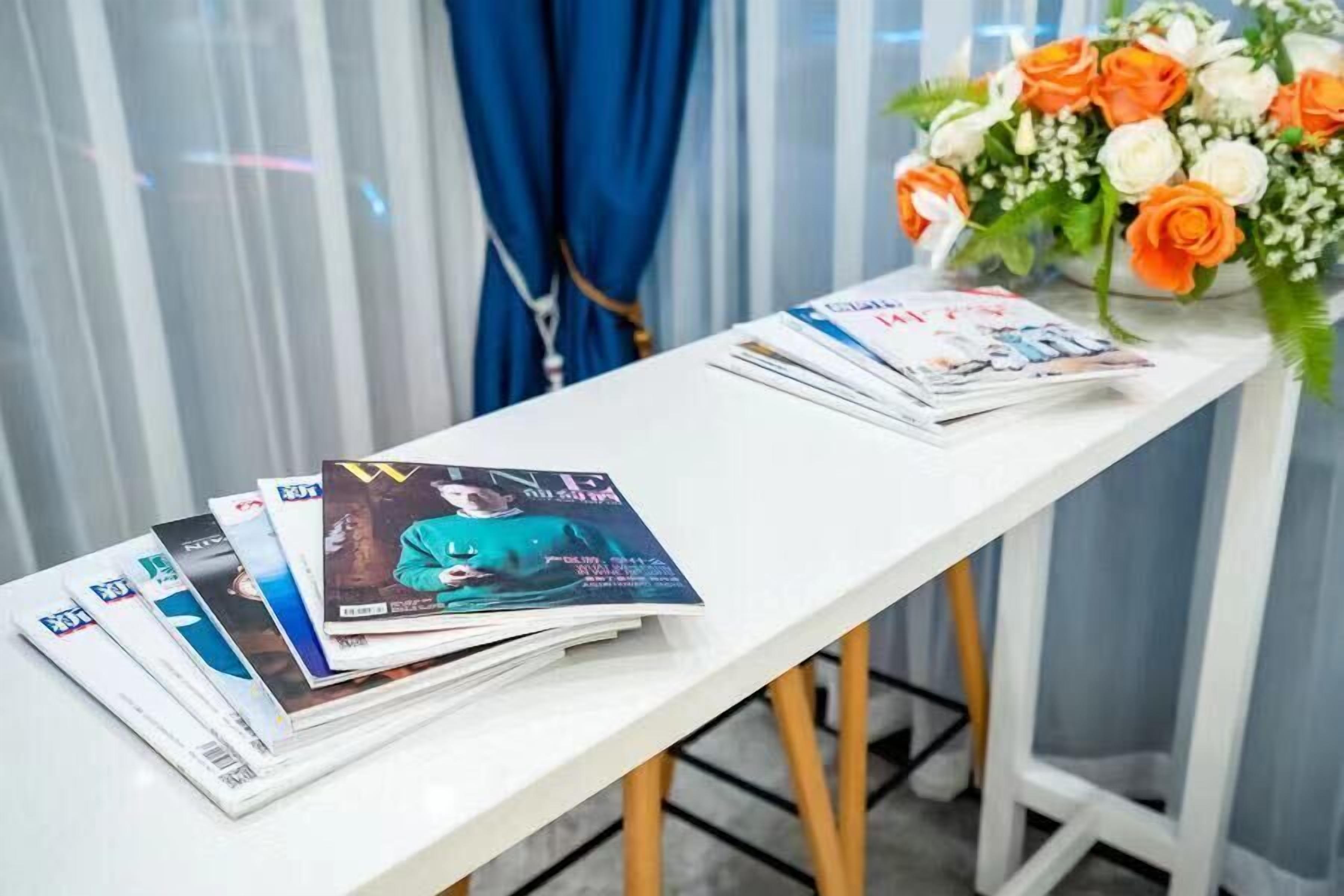 Quầy tiếp tân