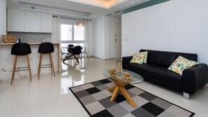 Smart TV - CH Enora Garden Doña Pepa (Ciudad Quesada) (Ciudad Quesada)