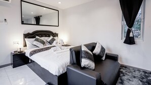 1 soverom og skrivebord