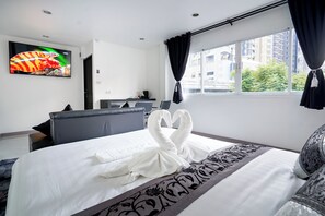1 slaapkamer, een bureau, wifi