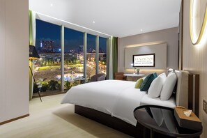 Panoramic Double Room | Premium bedding, down comforters, memory foam beds, minibar - Chengdu Hazens Hotel (Chengdu)