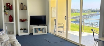 Kristina`s Place - 2 Bedroom - Water views