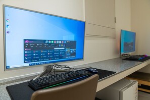 Premium-Doppelzimmer | Schreibtisch, kostenloses WLAN, Bettwäsche