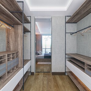 1 bedroom, iron/ironing board, bed sheets