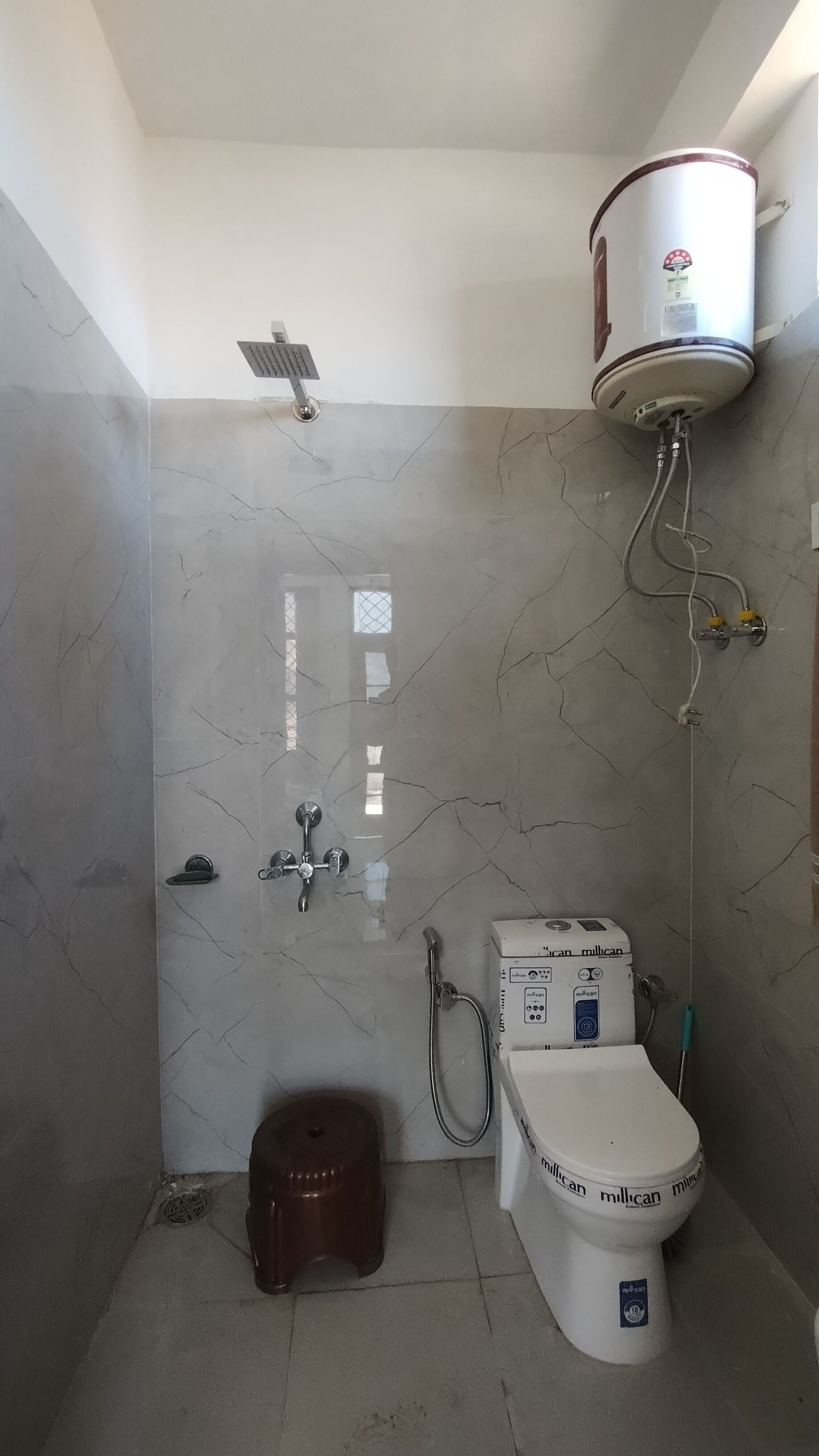 Handdukar, tvål och toalettpapper