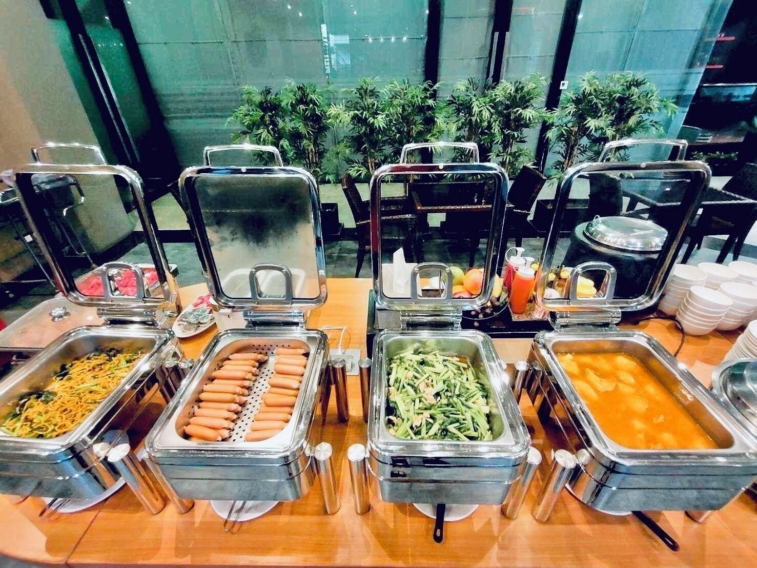 Daily local cuisine breakfast (THB 150 per person)