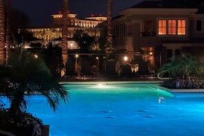 Beheizter Pool