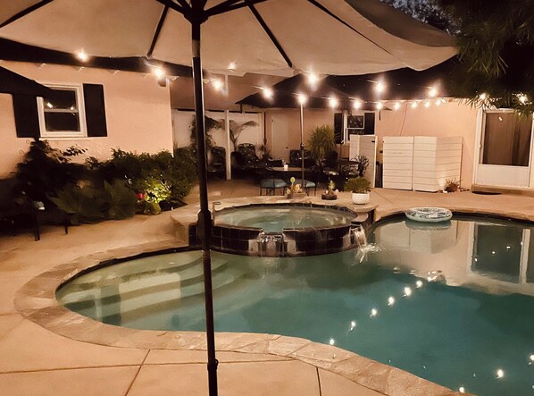 Pool - Southern California House~3 Bedrooms~Disneyland 3 ml~Pool (Santa Ana)