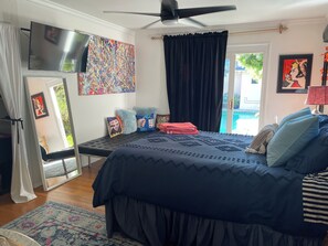 3 habitaciones, tabla de planchar con plancha, wifi y ropa de cama 