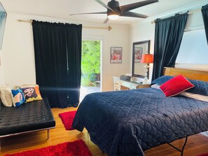 3 habitaciones, tabla de planchar con plancha, wifi y ropa de cama 