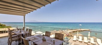 Golden Coast Suites