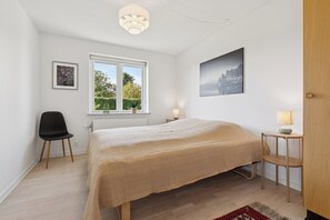 3 soverom, safe på rommet, strykejern/-brett og wi-fi (inkludert)