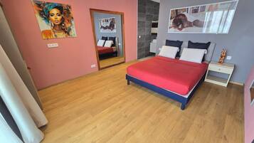 1 bedroom, WiFi, bed sheets