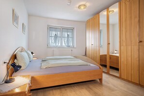 2 chambres, Wi-Fi gratuit, draps fournis