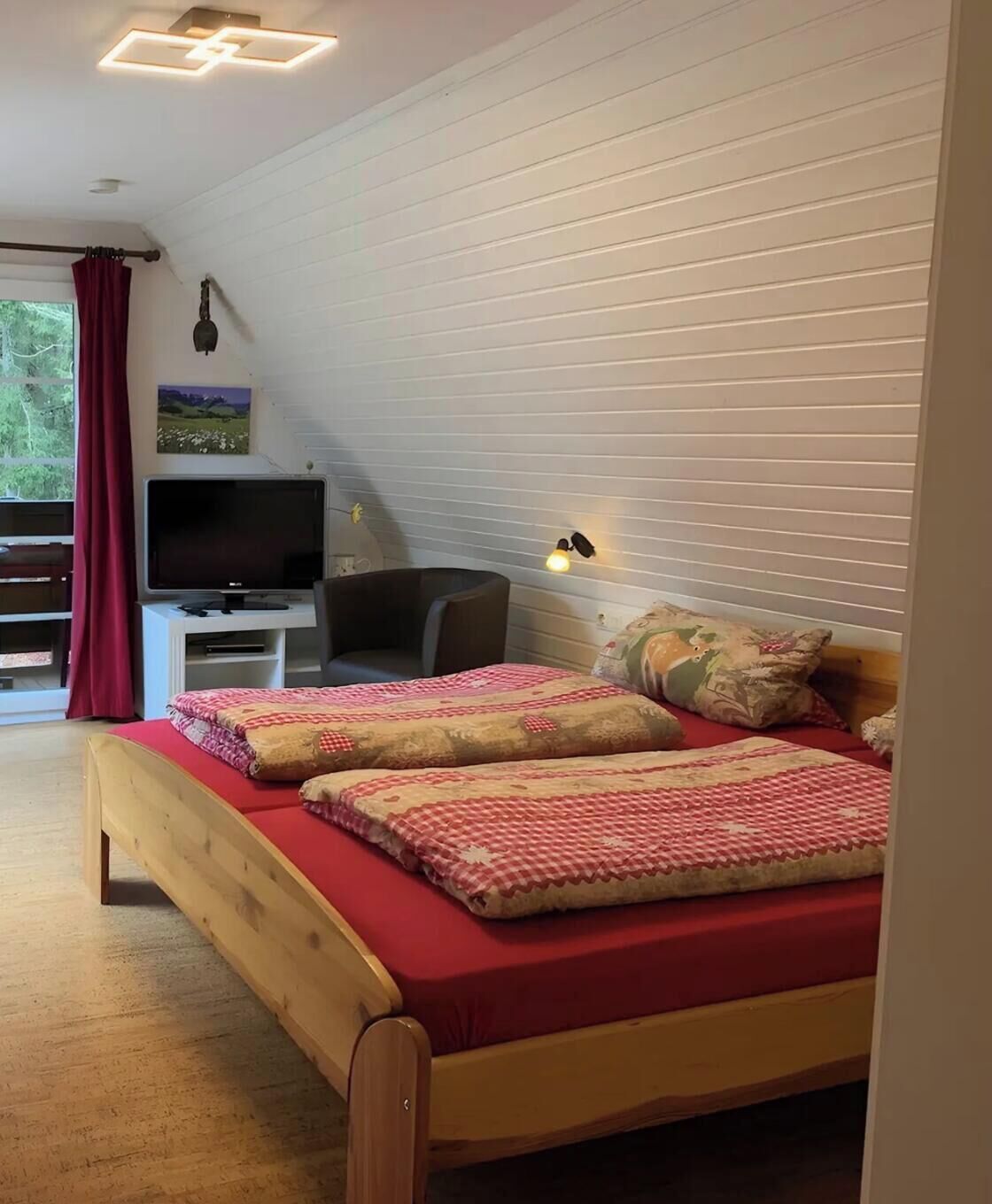 1 bedroom, free WiFi, bed sheets