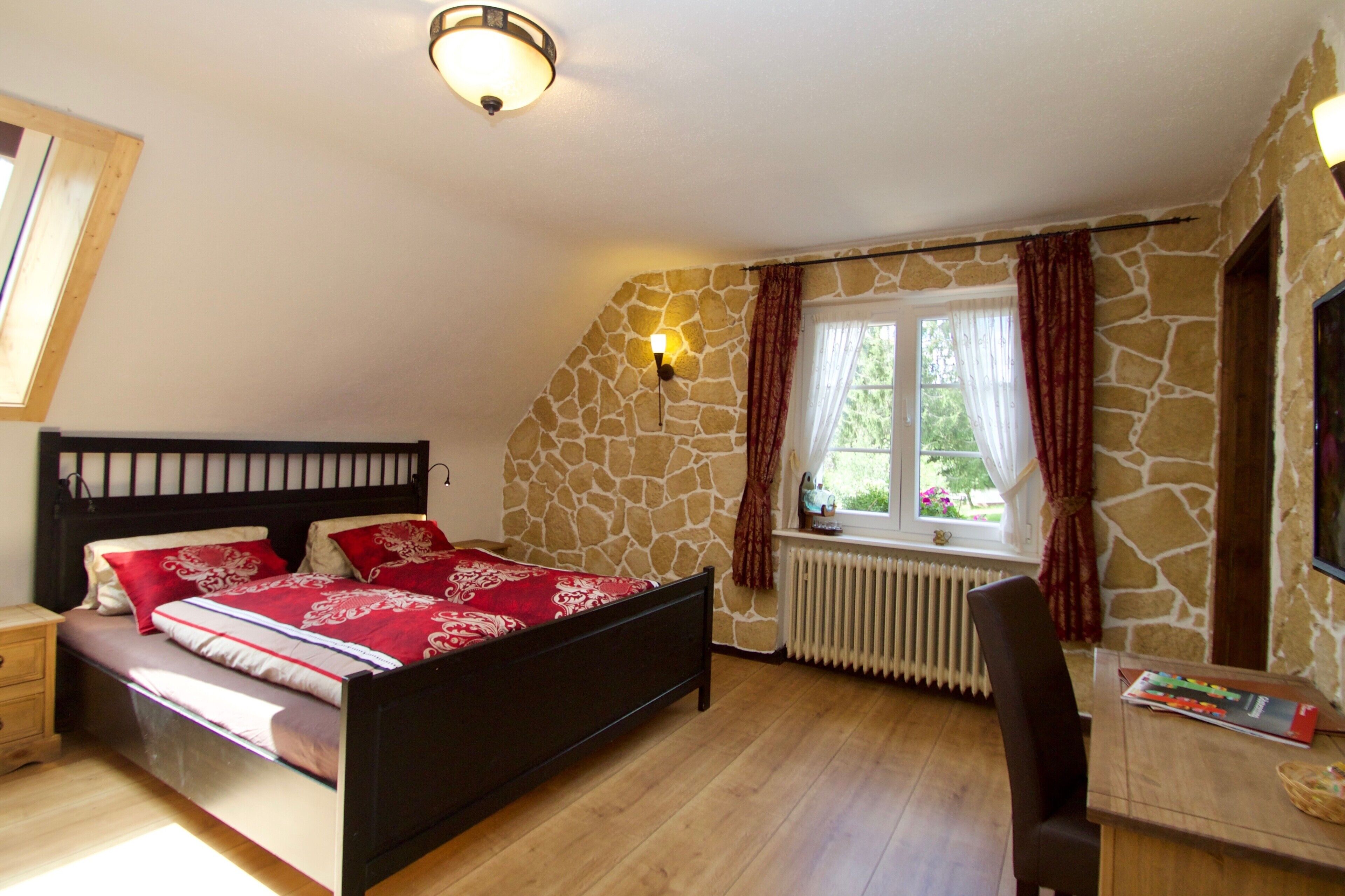 1 bedroom, free WiFi, bed sheets