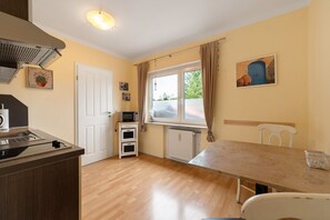 Fridge, microwave, stovetop, electric kettle