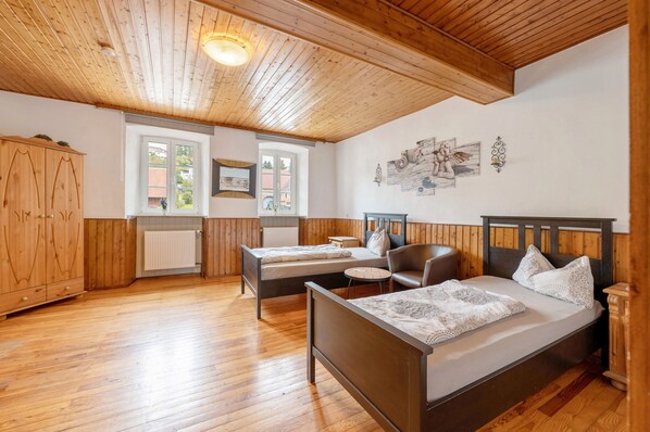 1 Schlafzimmer, Bügeleisen/Bügelbrett, kostenloses WLAN, Bettwäsche