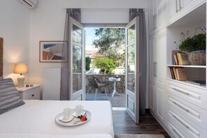 3 chambres, fer et planche à repasser, Wi-Fi gratuit, draps fournis