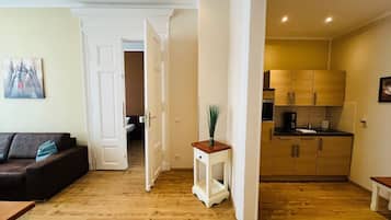 Apartment mit 1 Schlafzimmer | Eigene Küche | Kühlschrank, Mikrowelle, Herdplatte, Wasserkocher