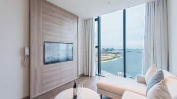 Apartment, 2 Bedrooms, Sea View, Beachfront | 2 bedrooms, laptop workspace, soundproofing, free WiFi