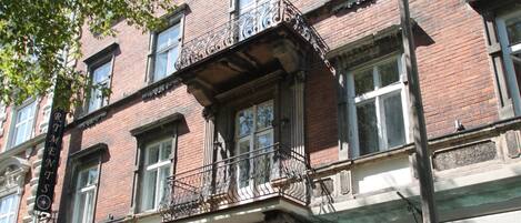 Fachada del alojamiento