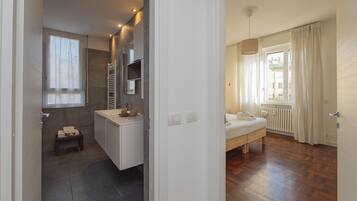 3 camere, ferro/asse da stiro, Wi-Fi gratuito, lenzuola