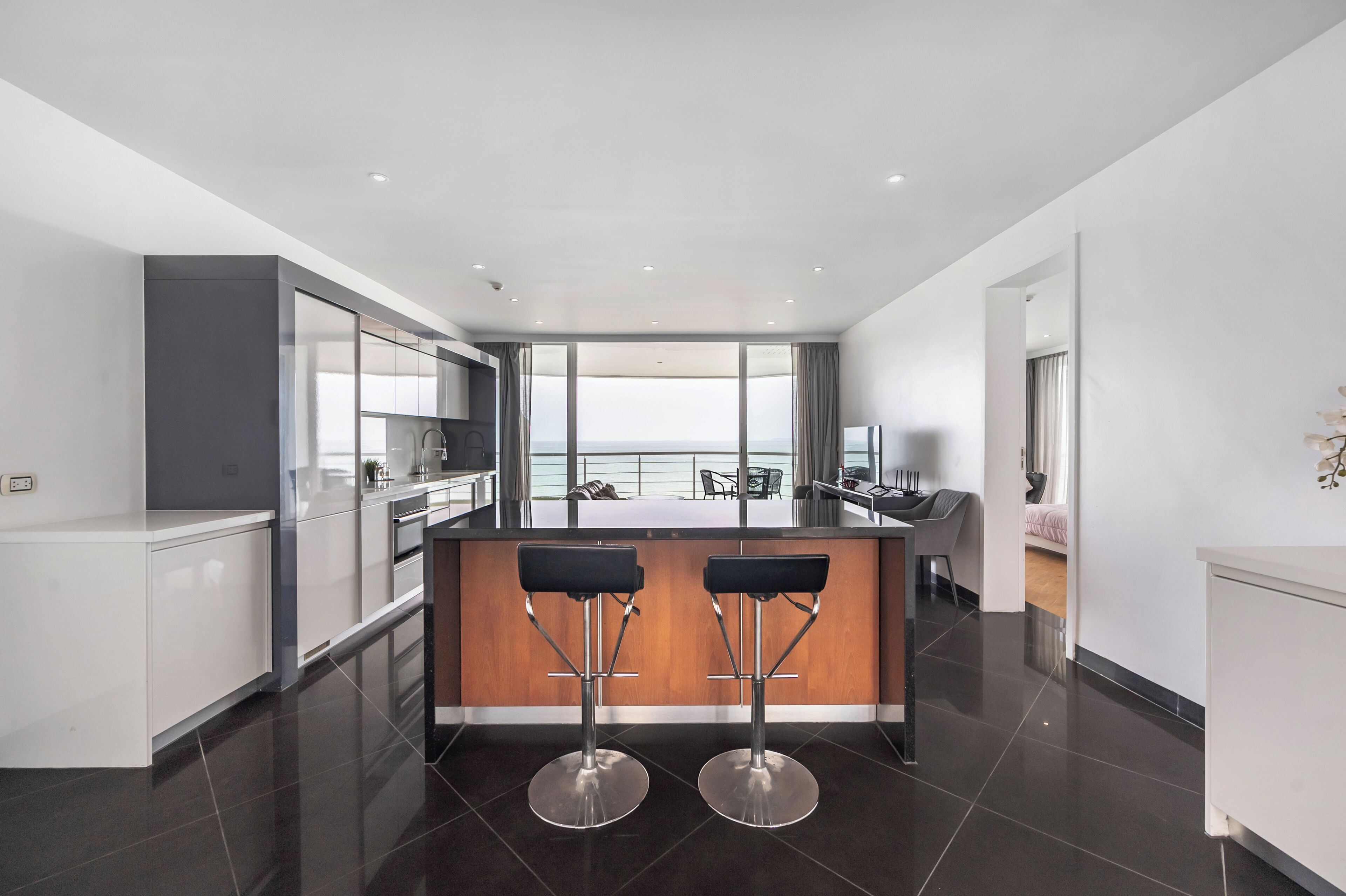 Fridge, microwave, stovetop, electric kettle