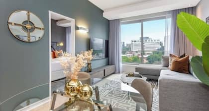 Apartment in a 5 star hotel. 24/7 security