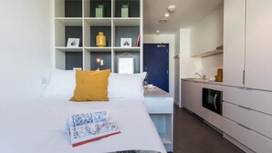 Ảnh chưa phân loại, 2 trong số 11 ảnh, nút