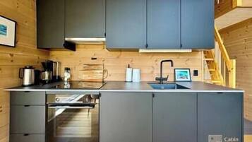 Réfrigérateur, four, plaque de cuisson, lave-vaisselle