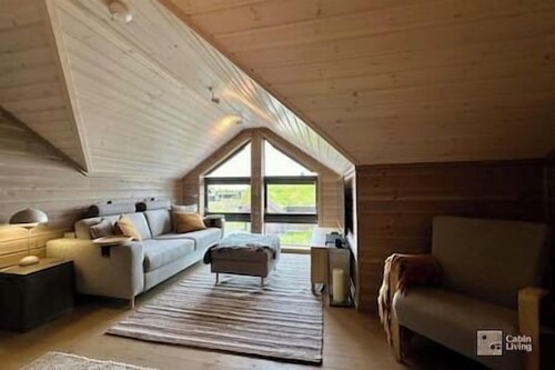 High standard cabin at Sjusjøen - sauna, hot tub & ski trails right outside