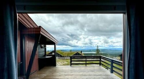 Large cabin Sjusjøen – XC ski in/out & lovely view