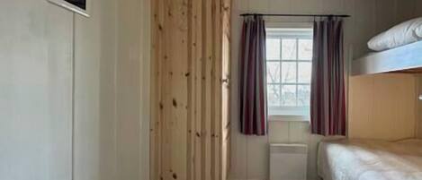 4 makuuhuonetta, Wi-Fi