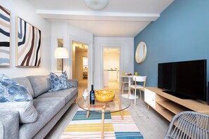 Comfort Apartment, City View | Living area | LCD TV - Stylish 1-bed flat in New Town (Edinburgh)