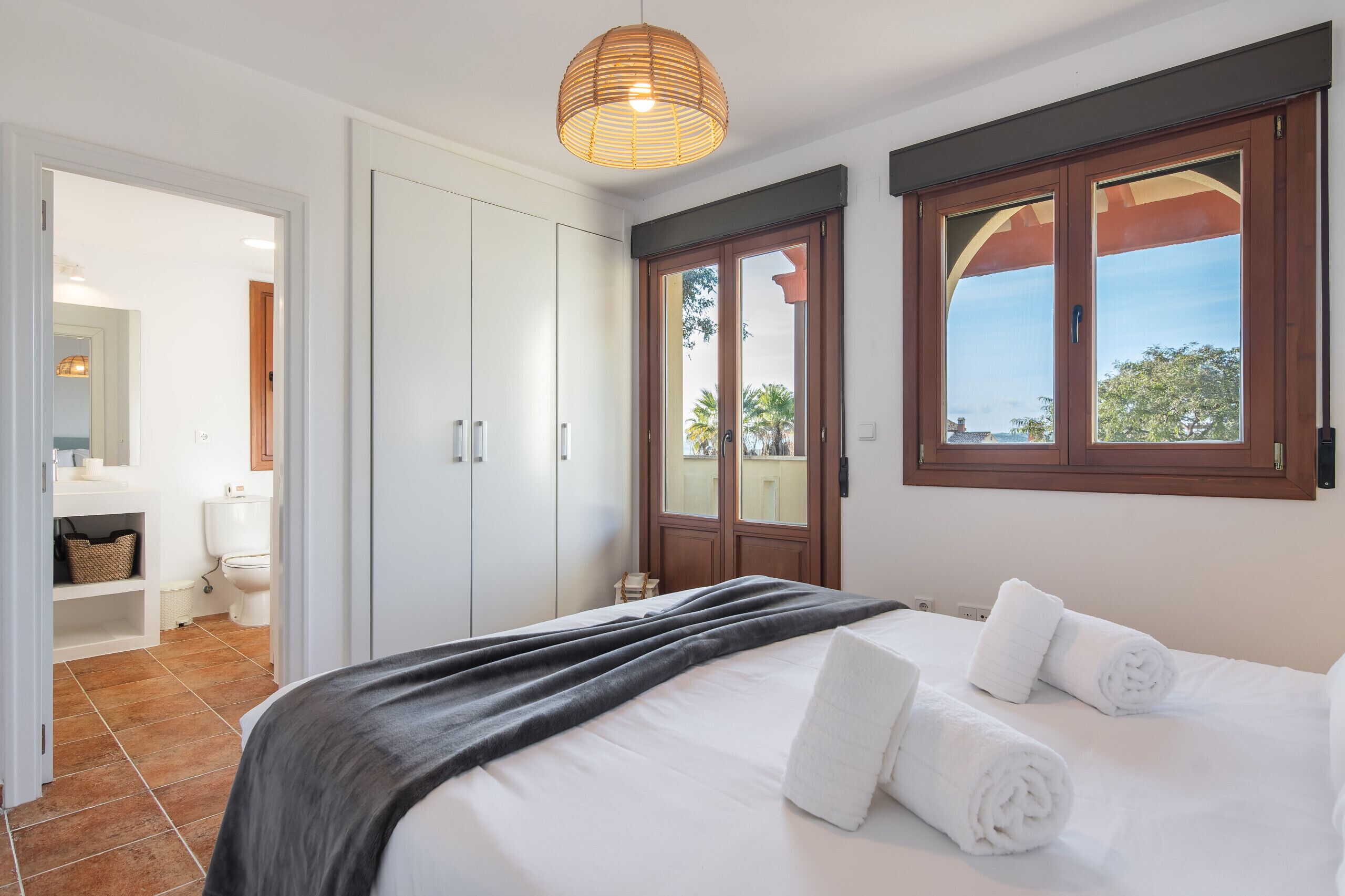 3 soverom, strykejern/-brett, wi-fi (inkludert) og sengetøy