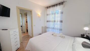 2 chambres, fer et planche Ă repasser, Wi-Fi, draps fournis