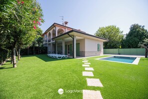 Garden view - La Casa del Lago (Manerba del Garda)
