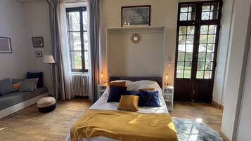 3 chambres, fer et planche Ă repasser, Wi-Fi, draps fournis