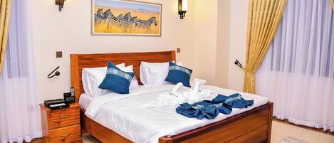 3 slaapkamers, een strijkplank/strijkijzer, reisbedje, gratis wifi