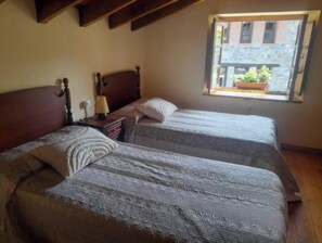 3 多间卧室、WiFi、床单